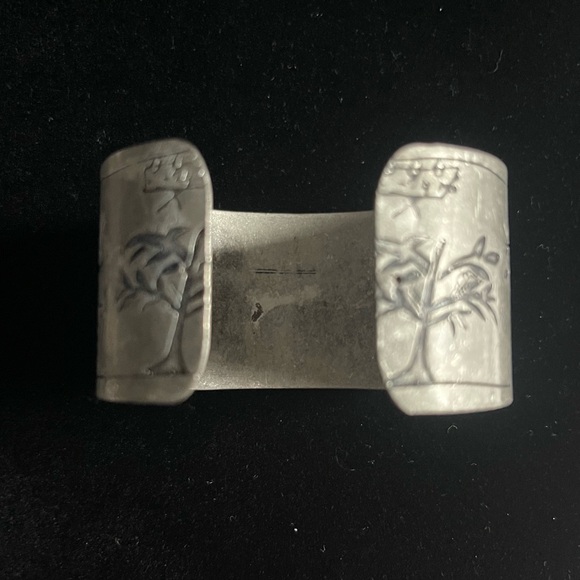 Vintage Silver Toned Metal Engraved Asian Cuff Bracelet - Picture 3 of 7